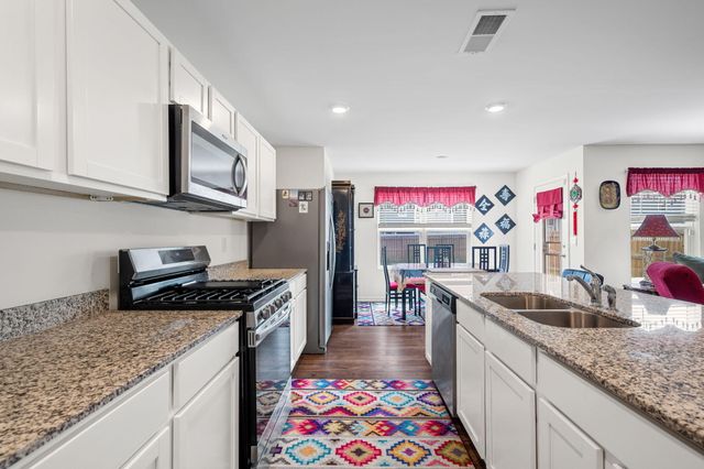 77 Quarter Street, Rossville, GA 30741