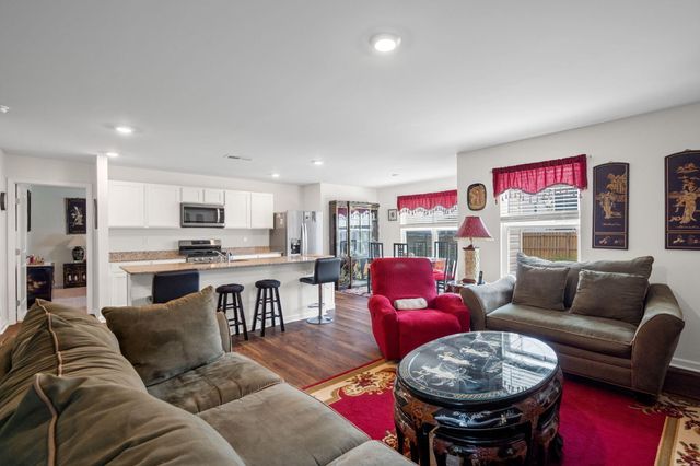 77 Quarter Street, Rossville, GA 30741