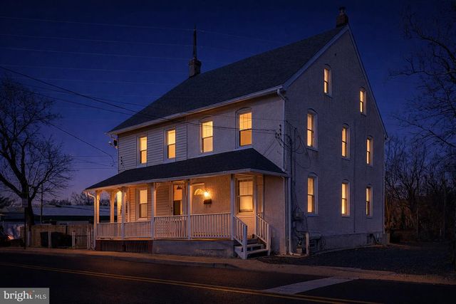 29 W VINE ST, Hatfield, PA 19440