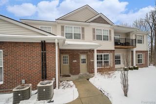 911 Watercress Lane, Fenton, MI 48430