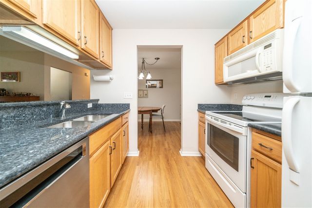 1786 Addington Lane 22, Ann Arbor, MI 48108