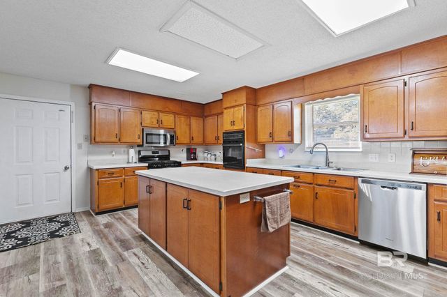 1510 S Juniper Street, Foley, AL 36535