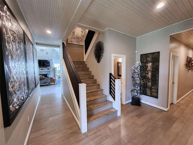 38 Fairway Park, Montgomery, TX 77356