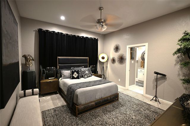 38 Fairway Park, Montgomery, TX 77356