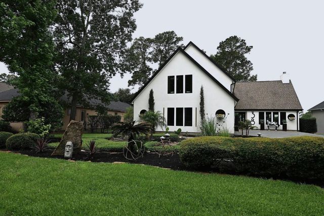 38 Fairway Park, Montgomery, TX 77356