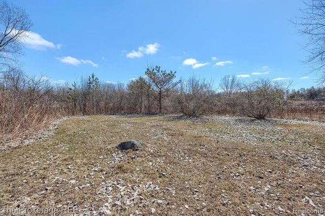 1746 N Baldwin Road, Oxford, MI 48371