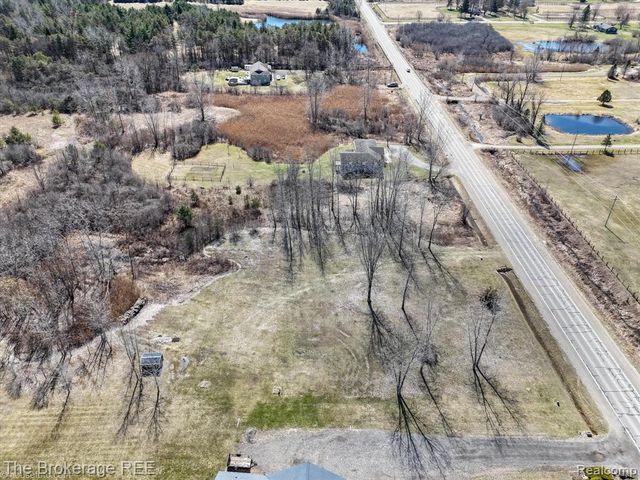 1746 N Baldwin Road, Oxford, MI 48371