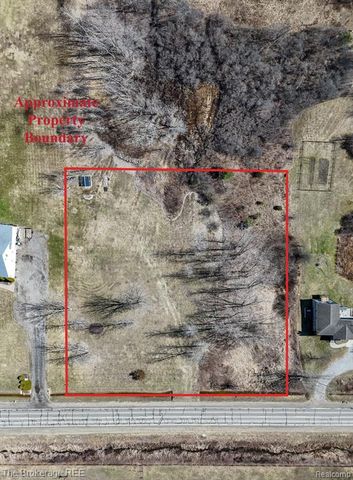 1746 N Baldwin Road, Oxford, MI 48371