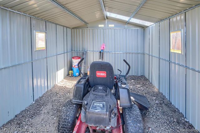 1746 N Baldwin Road, Oxford, MI 48371