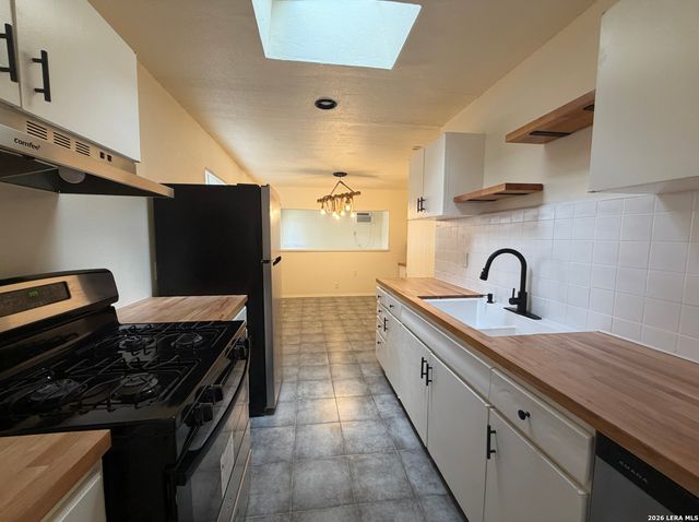 134 ALDRICH DR, San Antonio, TX 78227