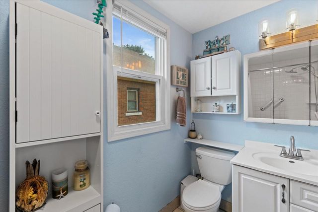 1618 Richard AVENUE, Racine, WI 53403