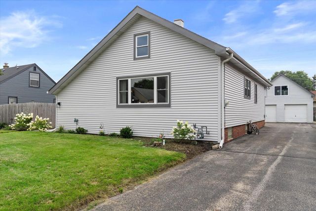 1618 Richard AVENUE, Racine, WI 53403