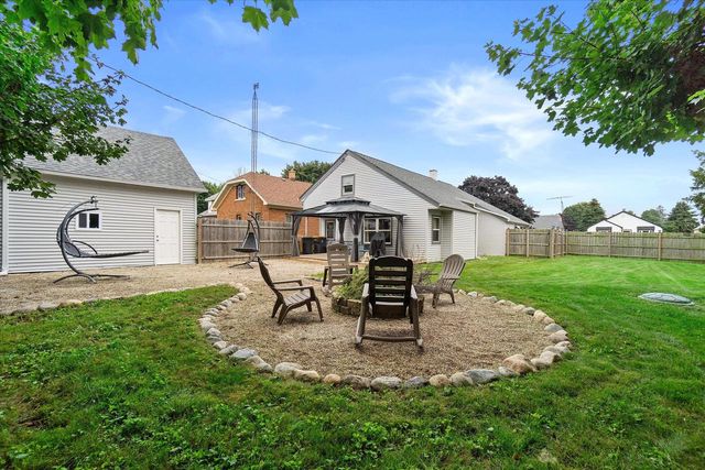 1618 Richard AVENUE, Racine, WI 53403