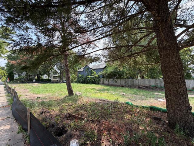 2500 16th Avenue S, Minneapolis, MN 55404