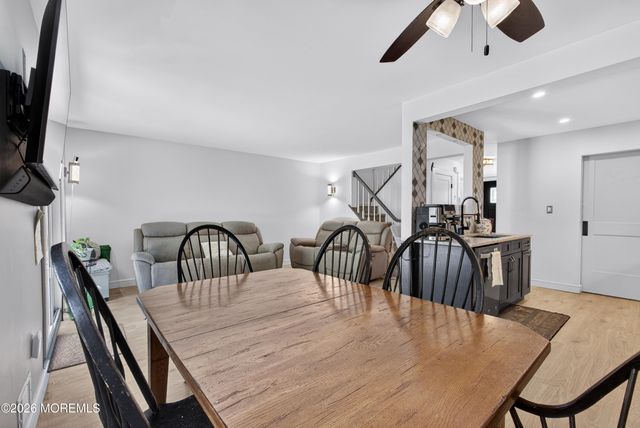 6 Swan Road, Howell, NJ 07731