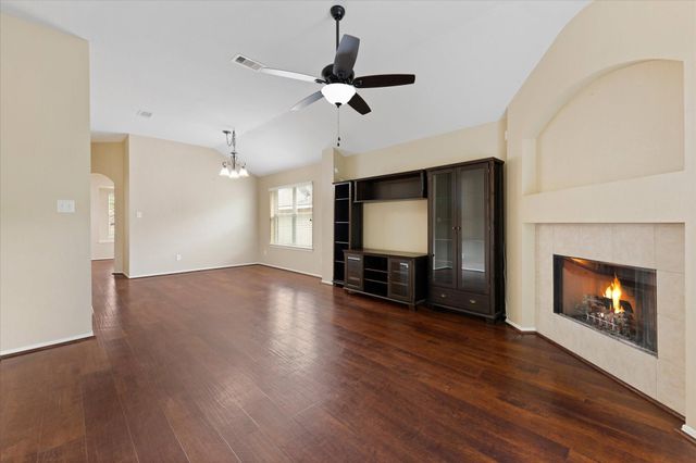 7813 Mary Katheryns Crossing, Conroe, TX 77304