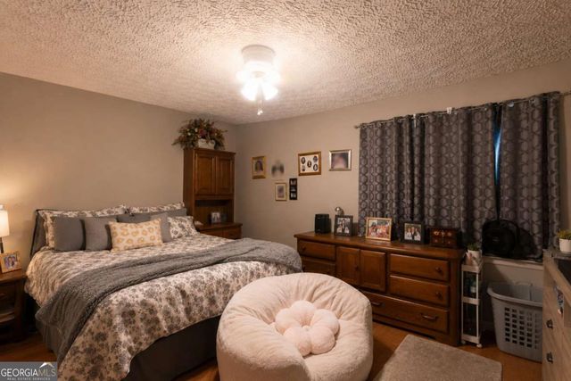 2594 Morgan Lake Drive NE, Marietta, GA 30066