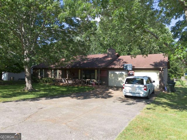 2594 Morgan Lake Drive NE, Marietta, GA 30066