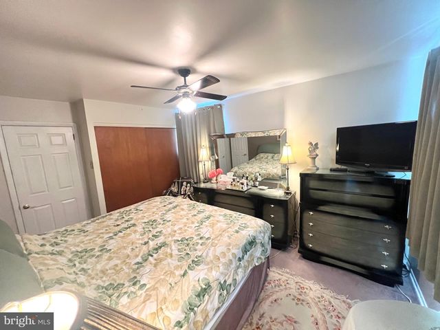 716 ELMTREE LN, Claymont, DE 19703