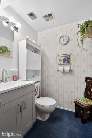 716 ELMTREE LN, Claymont, DE 19703