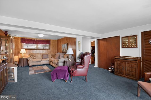 716 ELMTREE LN, Claymont, DE 19703