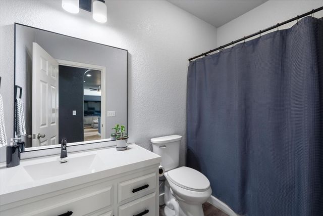 2411 Independence Trl, Plumas Lake, CA 95961