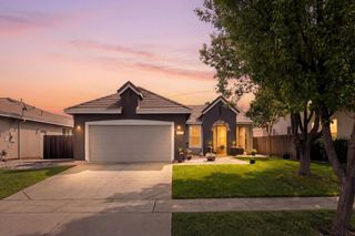 2411 Independence Trl, Plumas Lake, CA 95961