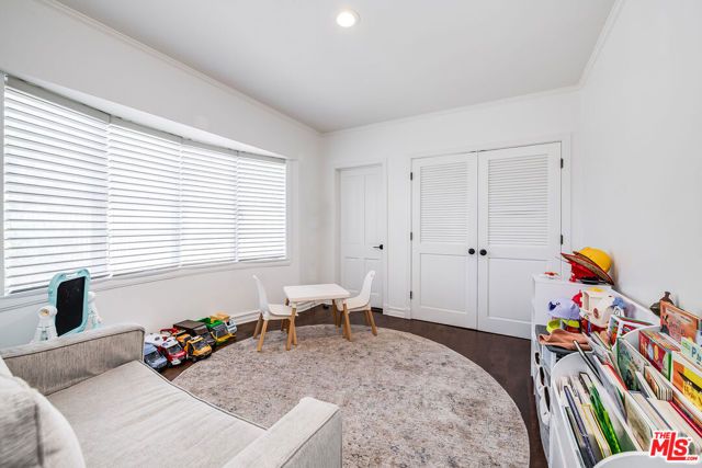 1398 Miller Drive, Los Angeles, CA 90069