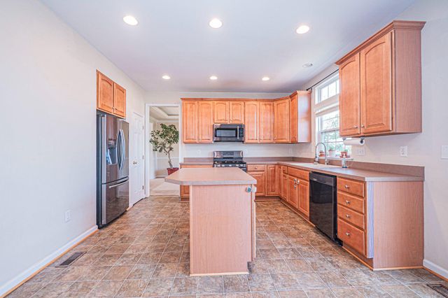 10 FIONA WAY, Brunswick, MD 21758