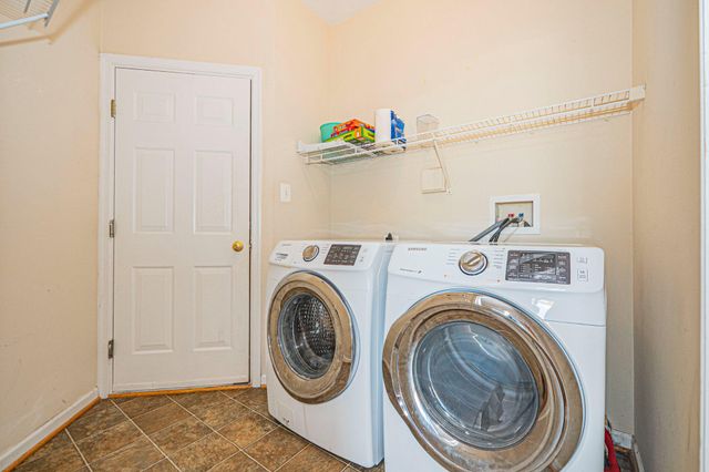 10 FIONA WAY, Brunswick, MD 21758