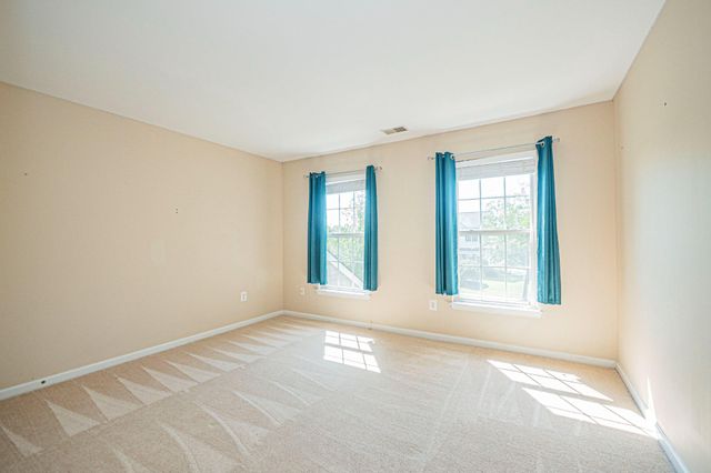 10 FIONA WAY, Brunswick, MD 21758