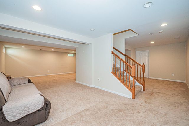 10 FIONA WAY, Brunswick, MD 21758