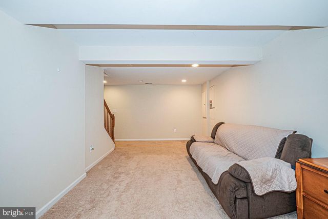 10 FIONA WAY, Brunswick, MD 21758