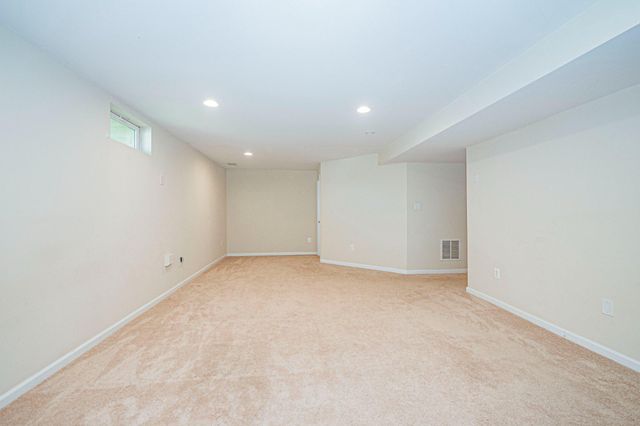 10 FIONA WAY, Brunswick, MD 21758