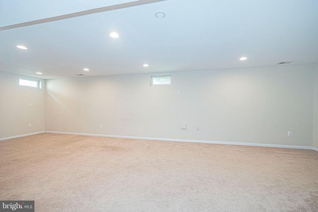 10 FIONA WAY, Brunswick, MD 21758