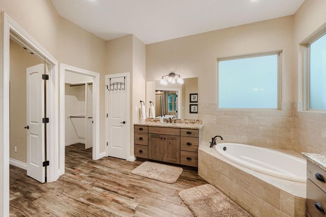 441 Eagle LN, Fischer, TX 78623