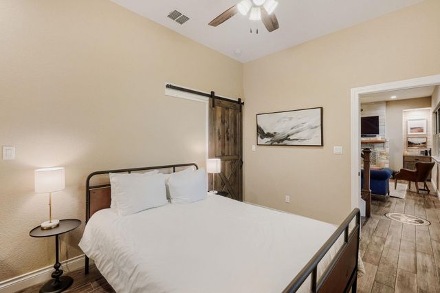 441 Eagle LN, Fischer, TX 78623
