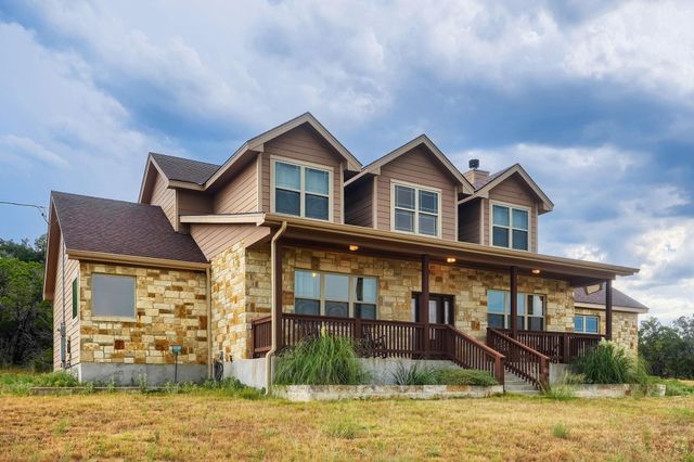 441 Eagle LN, Fischer, TX 78623