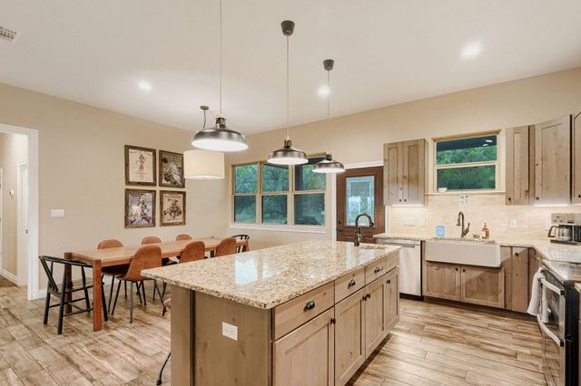 441 Eagle LN, Fischer, TX 78623