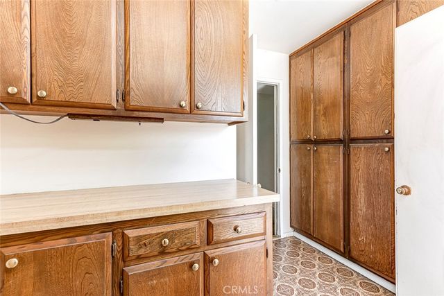 8237 Henshaw, Buena Park, CA 90621