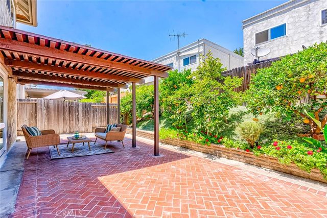 8237 Henshaw, Buena Park, CA 90621