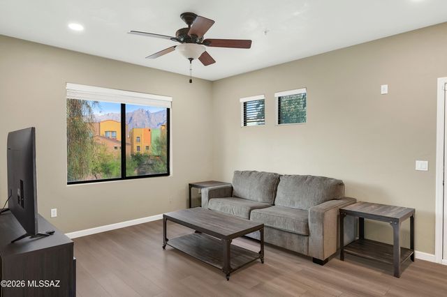 2550 E River Rd Unit 13305, Tucson, AZ 85718