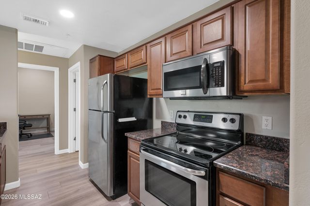 2550 E River Rd Unit 13305, Tucson, AZ 85718