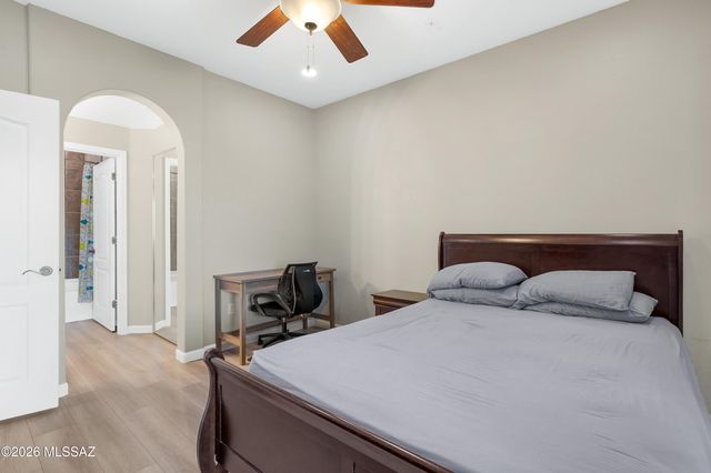 2550 E River Rd Unit 13305, Tucson, AZ 85718