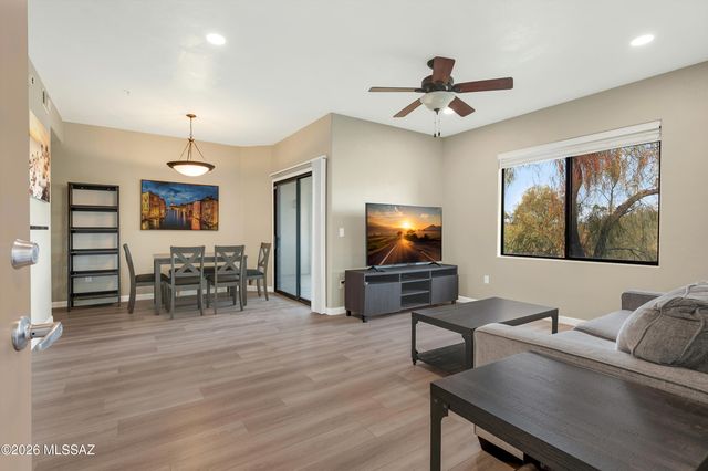 2550 E River Rd Unit 13305, Tucson, AZ 85718