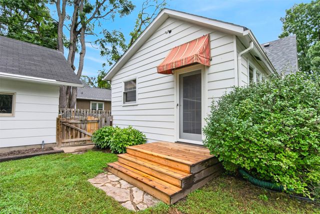 225 S Hazel Avenue, Ames, IA 50010