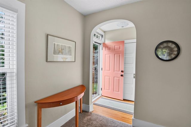 225 S Hazel Avenue, Ames, IA 50010