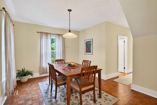 225 S Hazel Avenue, Ames, IA 50010