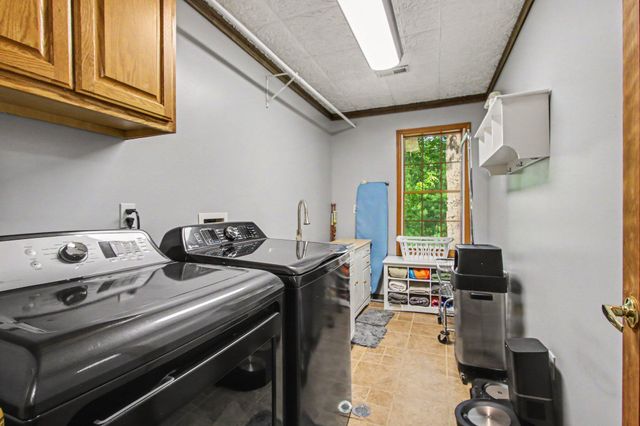 347 E Murray Road, La Porte, IN 46350