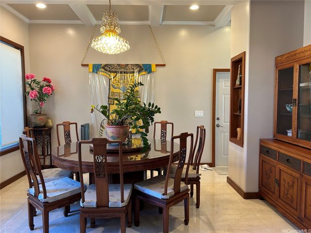 131 Hoahana Place, Honolulu, HI 96825